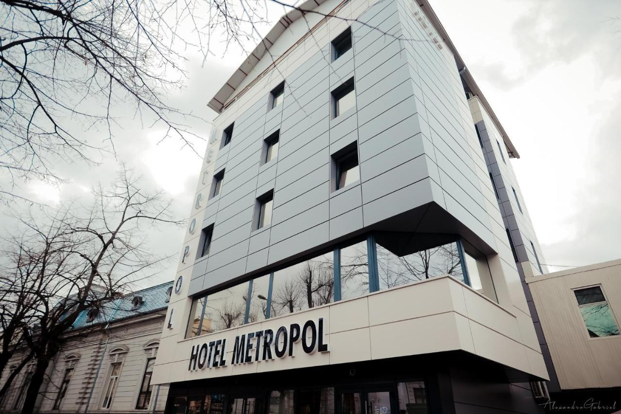 Hotel Metropol Piteşti Eksteriør bilde