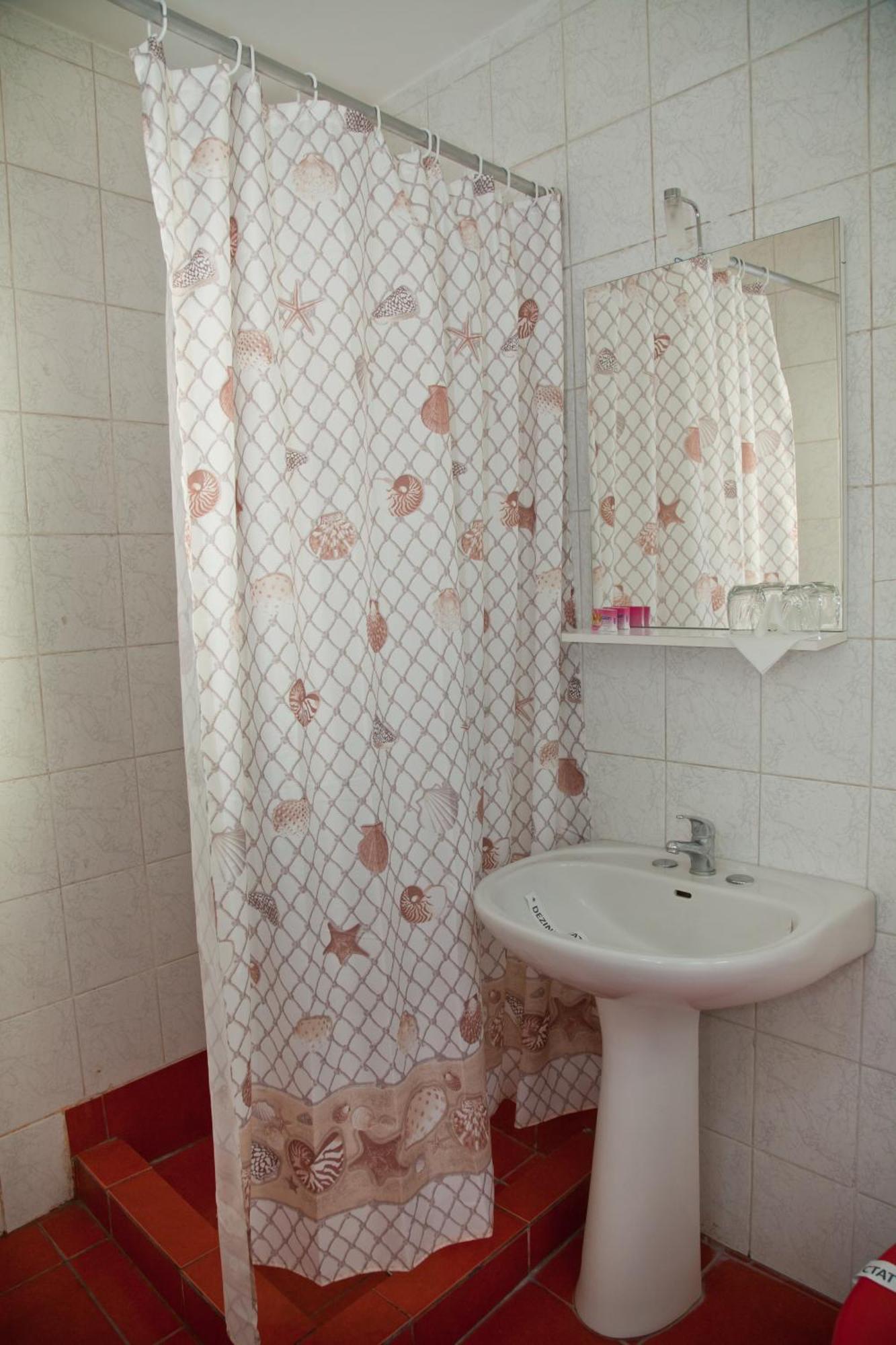 Hotel Metropol Piteşti Rom bilde