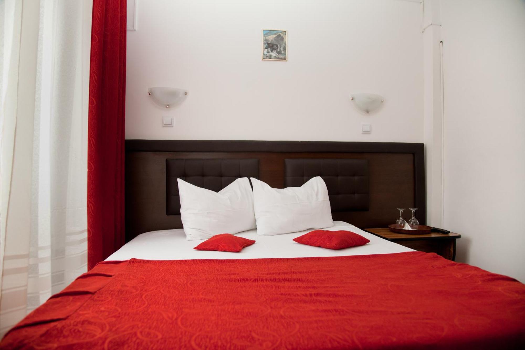 Hotel Metropol Piteşti Rom bilde