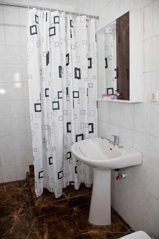 Hotel Metropol Piteşti Rom bilde