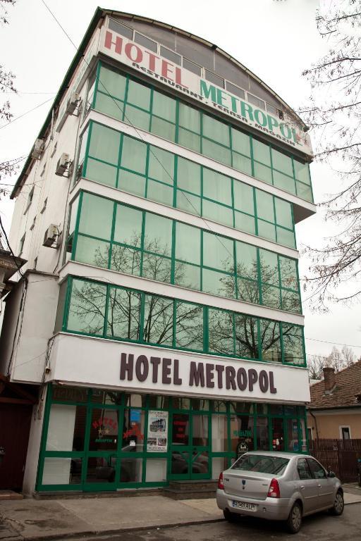 Hotel Metropol Piteşti Eksteriør bilde